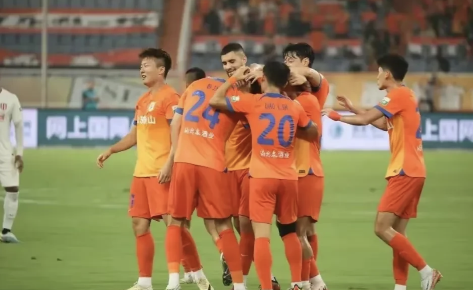 上港对手强劲,球队备战态势严密的简单介绍 上港对手强劲,球队备战态势严密的简单介绍