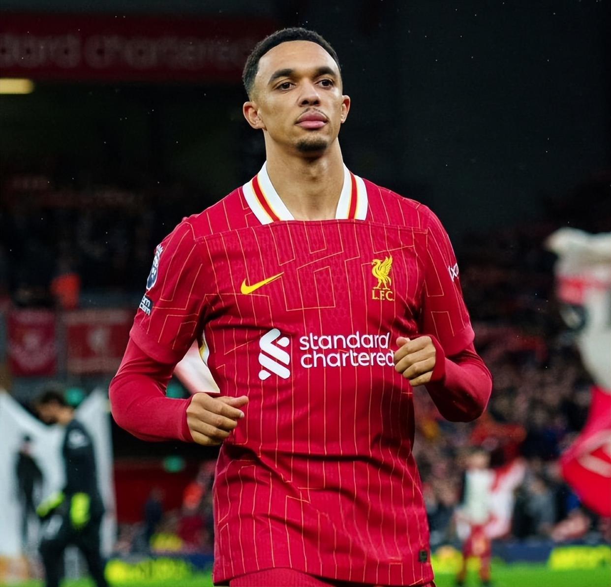 关于皇马后防线全面改组,呼吁解决漏洞的信息 关于皇马后防线全面改组,呼吁解决漏洞的信息