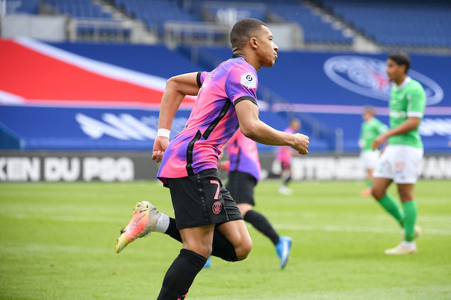 圣埃蒂安逆转取胜，球员情绪高涨