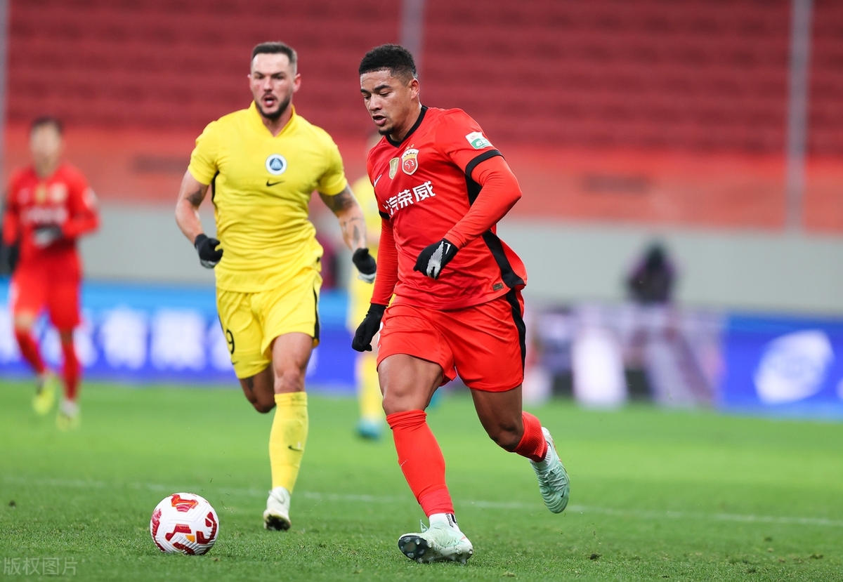 关于国家足球队时刻保持火热状态的信息 关于国家足球队时刻保持火热状态的信息